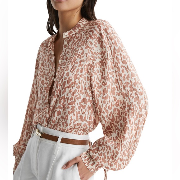 EUC Reiss Calla Animal print blouse. Size 8 - Picture 11 of 12